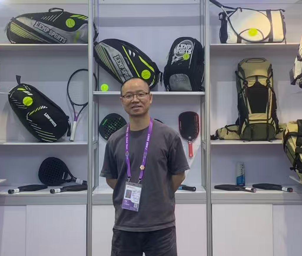 Weir Zheng | Co-Founder